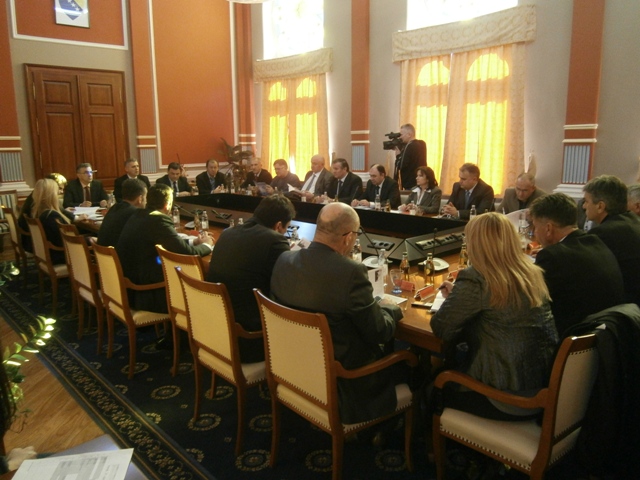 2013-01-29-Potpisivanje_memoranduma-2