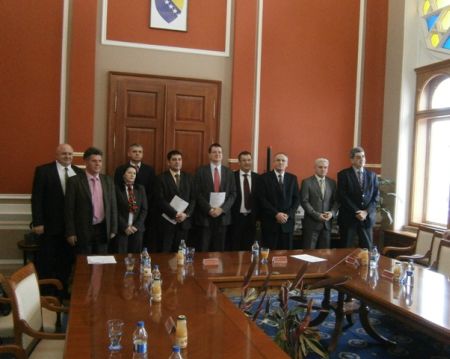 2012-02-16-Potpisivanje_ugovora-zajednicka