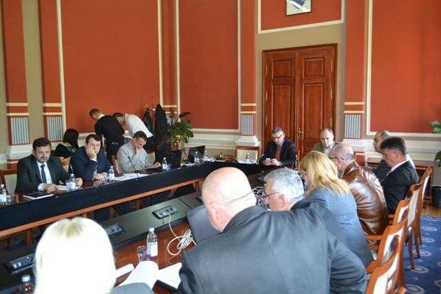 2013-04-19-Nastavak_16_redovne_sjednice_Vlade-1