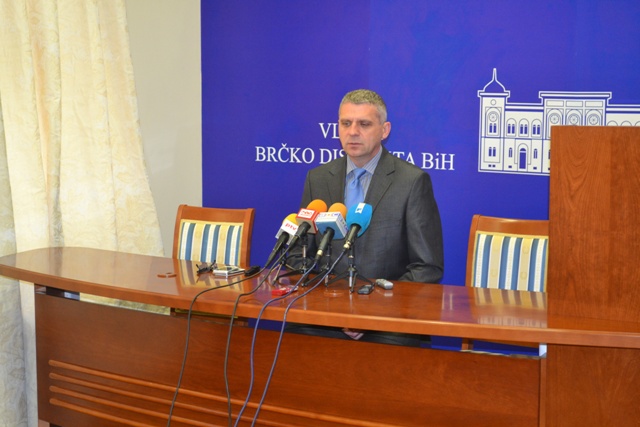 2013-05-14-19_Vlada-4