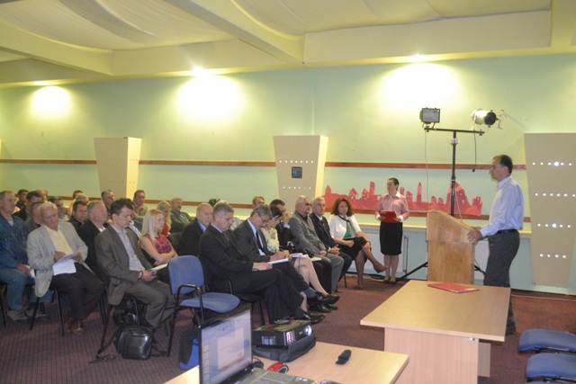 2013_05-30-Prezentacija_rezultata_istraz_javnih_usluga-2