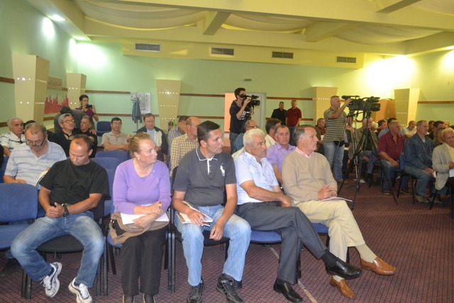 2013_05-30-Prezentacija_rezultata_istraz_javnih_usluga-3