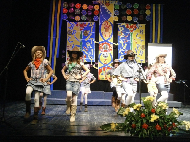 2012-06-12-Dodjeljene_diplome_osnovcima