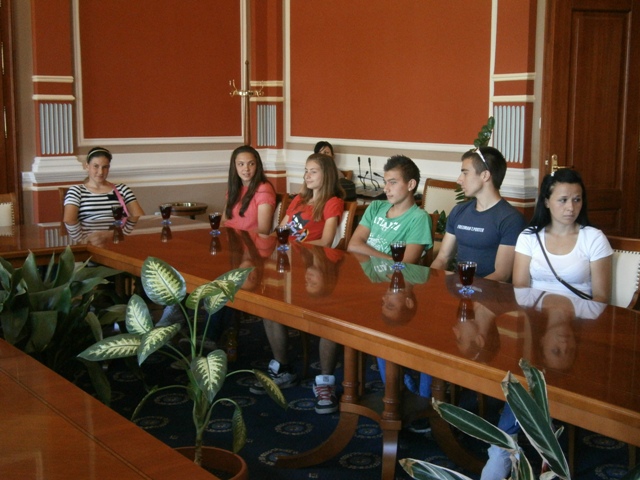 2012-06-14-Prijem_kanu_kluba_kod_gradonacelnika-2