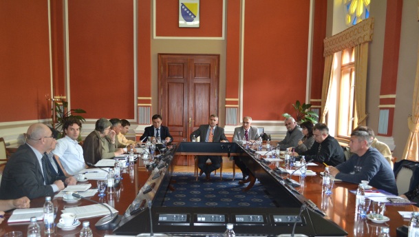 2013-06-06-Poslovnik_o_radu_na_unaprdjenju_poslovnog_ambijenta-2