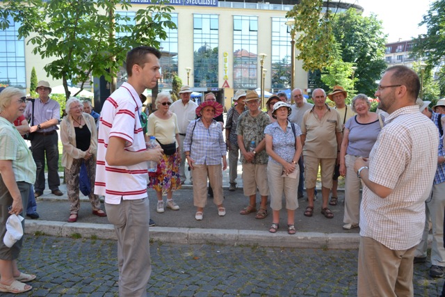 2013-06-21-Posjeta_turista_sa_kruzera-1