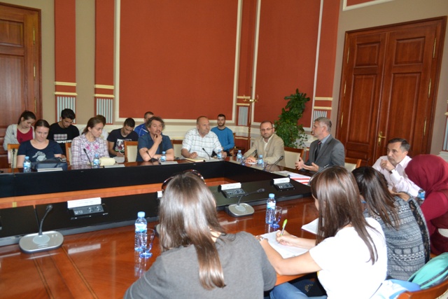 2014-06-25-Posjeta_studenata_PMF-a-1