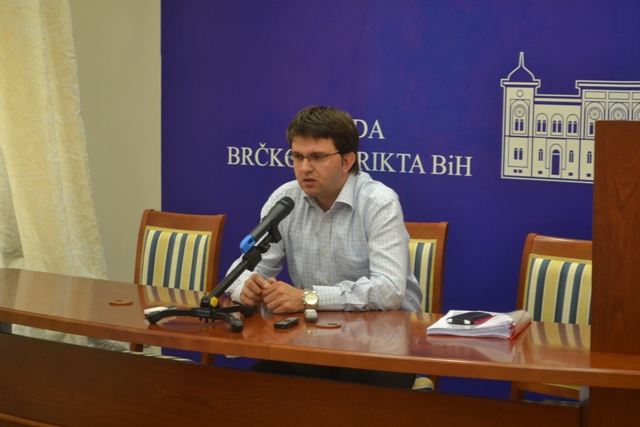 2013-07-10-27_redovna_sjednica_Vlade-Esed_Kadric