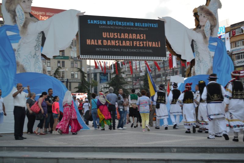 2013-08-14-Otvoren_32_medjunarodni_festival-Samsun-7