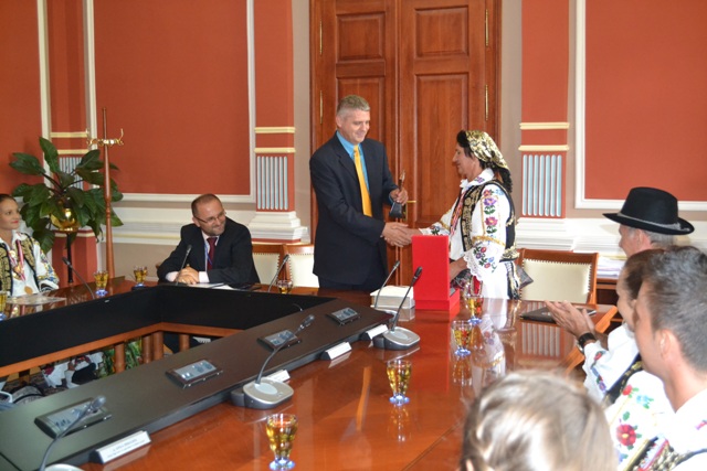 2013-08-25-Prijem_ucesnika_festivala_u_Samsunu-1