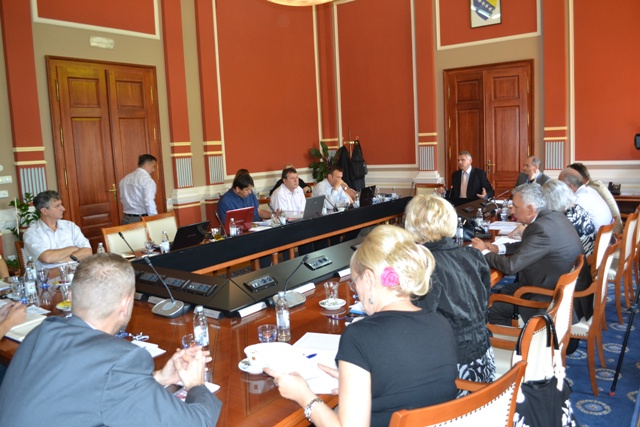 2013-08-28-33_redovna_sjednica_vlade-sala-2