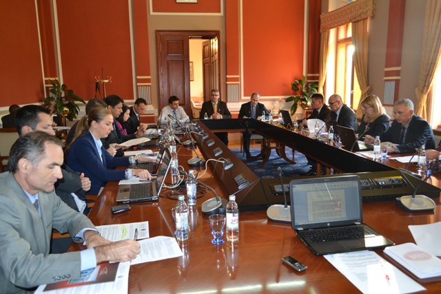 2013-11-04-42_RSV-Nastavak-Sala