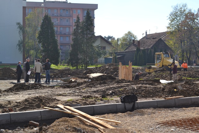 2013-11-07-Grad_u_posjeti_gradilistu_naselja_S-2