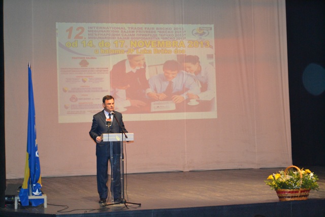 2013-11-14-Otvoren_12_Sajam_privrede-DjordjeK