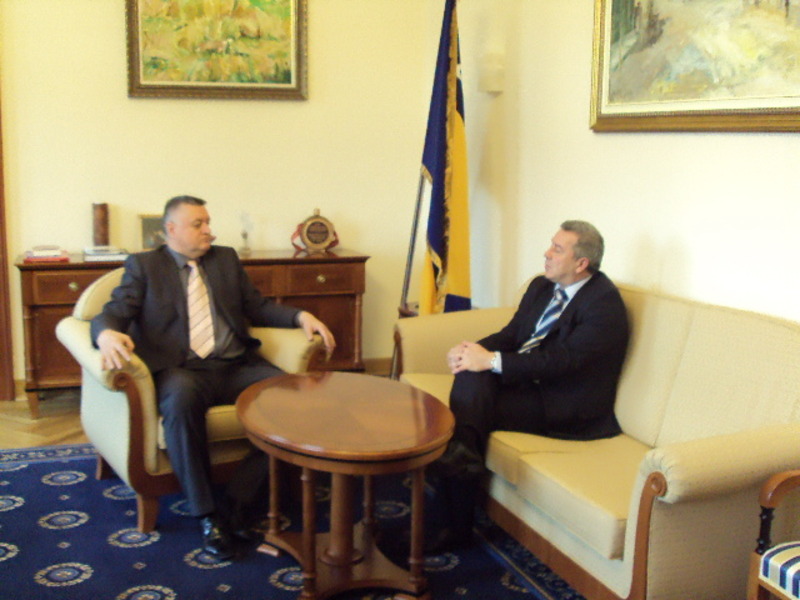 2010-12-08-Potpisivanje_ugovora_o_borackim_kategorijama-1