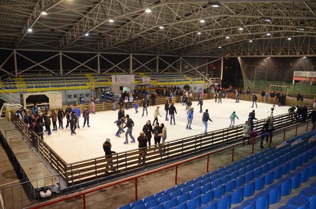 2015-12-09-Otvorena_3_sezona_klizanja_na_Blatusi-2